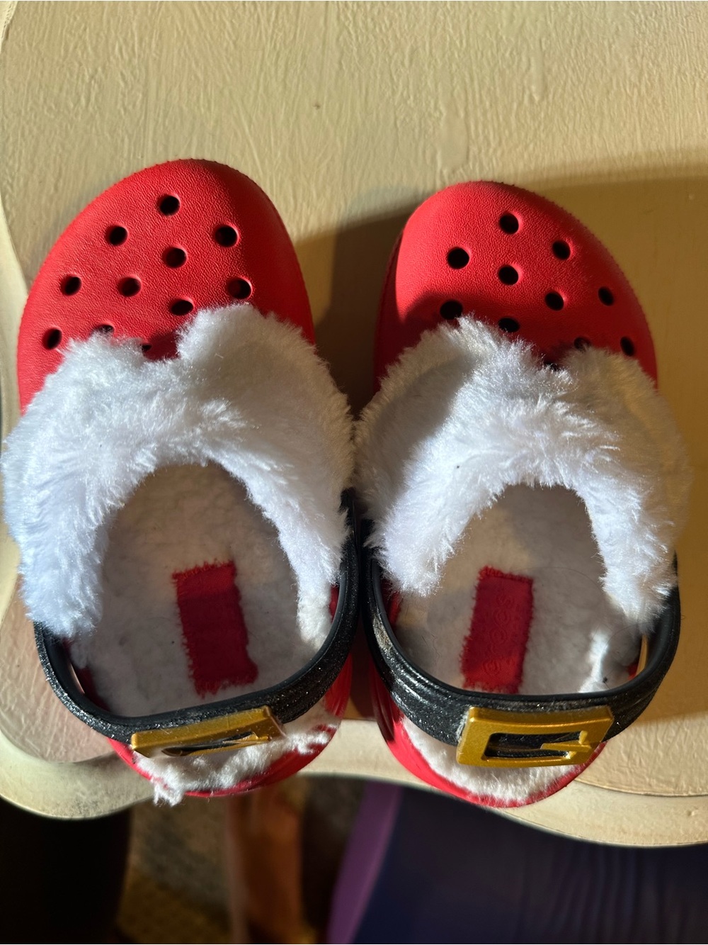 Santa Crocs toddler size 7